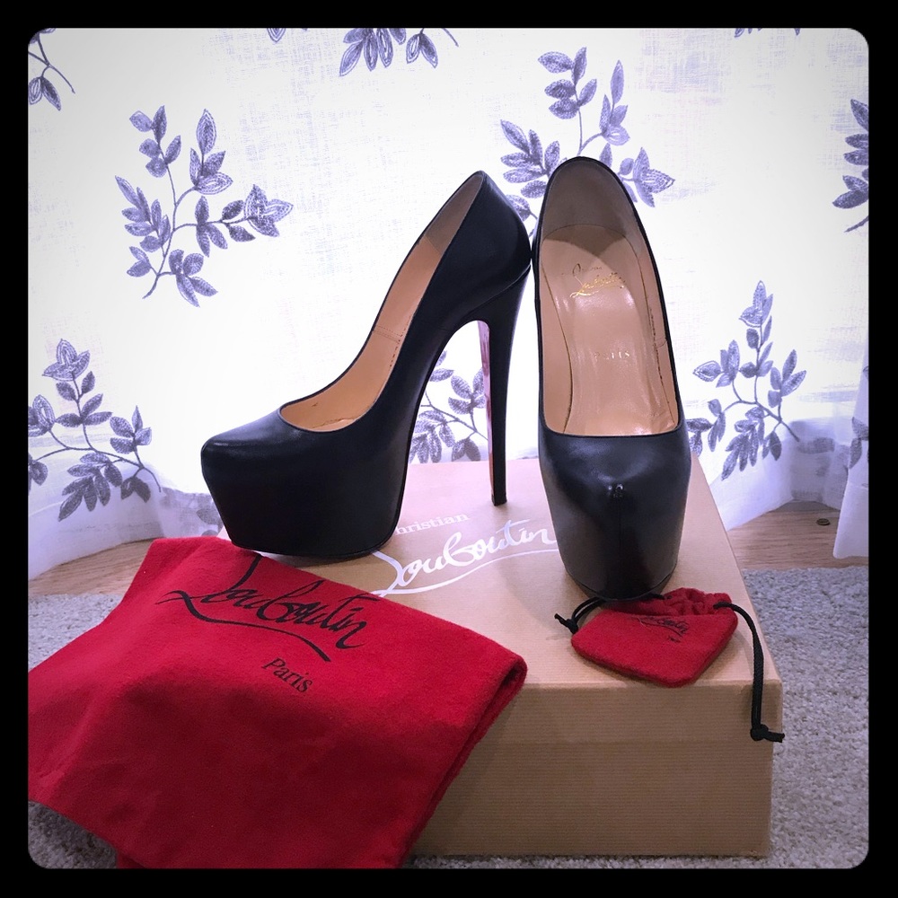 Christian Louboutin | Daffodil heels